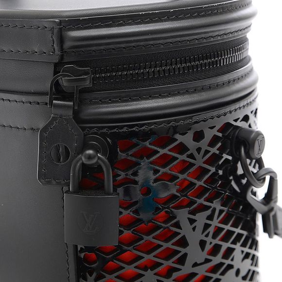 Louis Vuitton Cannes Vanity Shoulder Bag Calf Noir - Picture 3 of 10